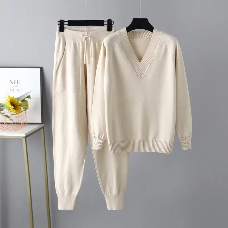 2024 Autumn Winter Women’s Knitted V Neck Sweater and Pants Two Piece Set