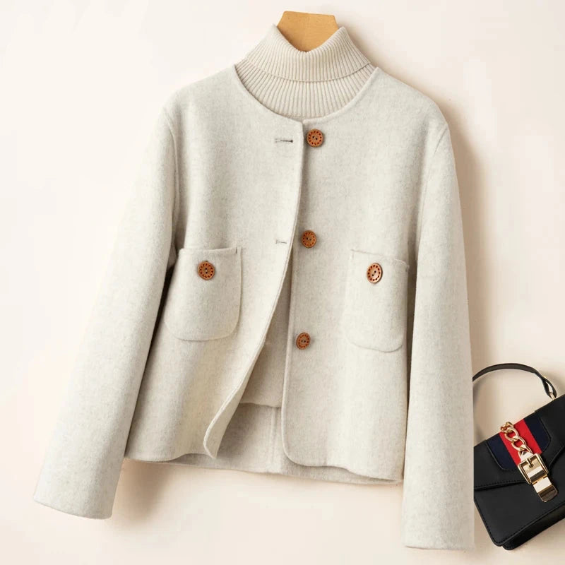 Street-wave Cropped Wool Coat For Women With Relaxed Silhouette And Large Pockets