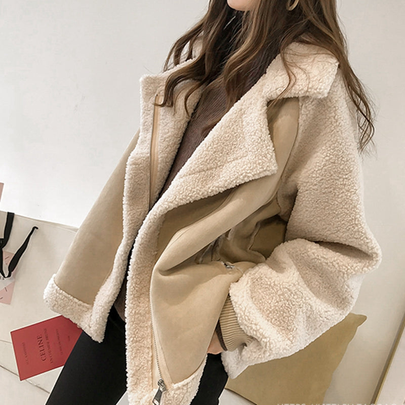 Street Wave Vintage Shearling Coat For Women Warm Cozy Wool Look Timeless Autumn Winter Style