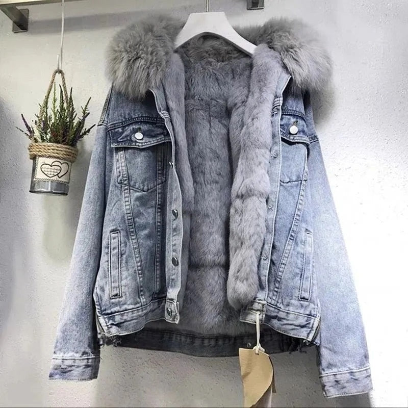 Street Wave Denim Jacket For Women With Faux Fur Collar Warm Cozy Winter Style Premium