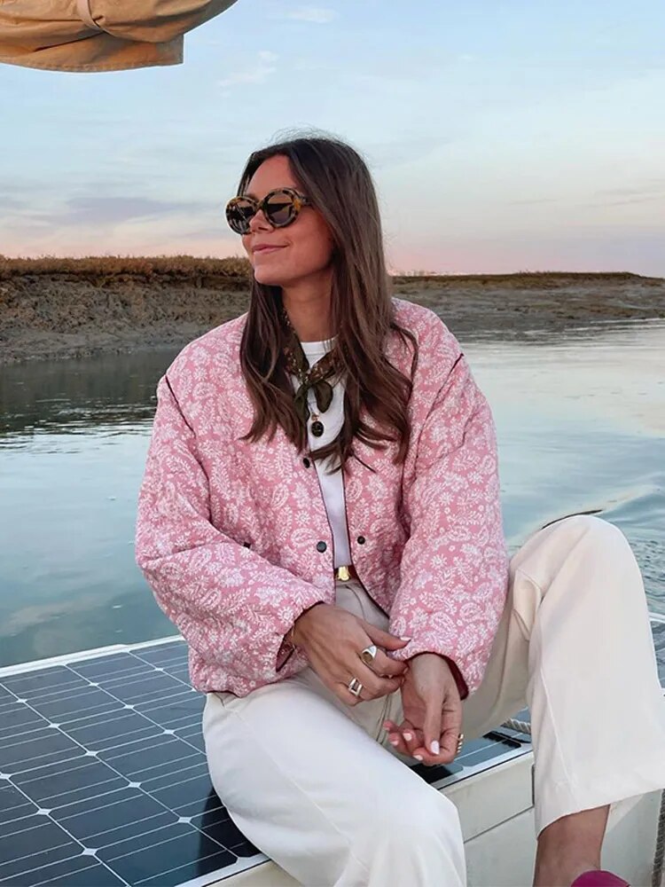 Streetwave Quilted Floral Jacket For Women With Cozy Padding And Relaxed Fit For Everyday Warmth