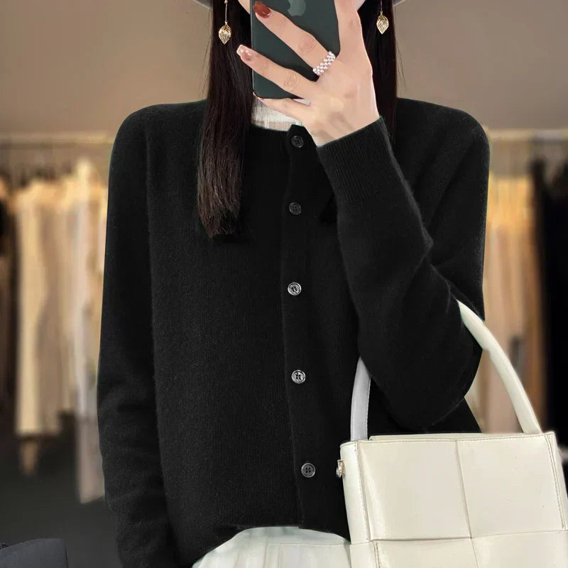 Women's Buttoned Cardigan with Classic Design and Versatile Style