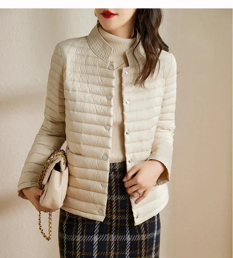 Street-wave Wonder Jacket for Women Warm Quilted Insulated Coat With Single Breasted Design Chic Everyday Outerwear