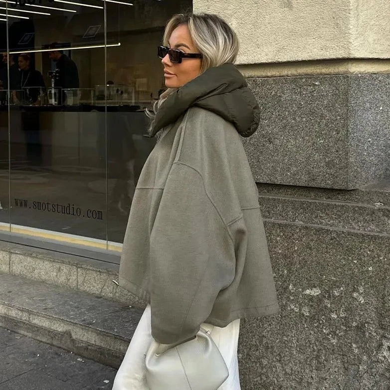 Street-Wave Women Hooded Sweatshirt Elegant, Versatile Comfort for Confident Style