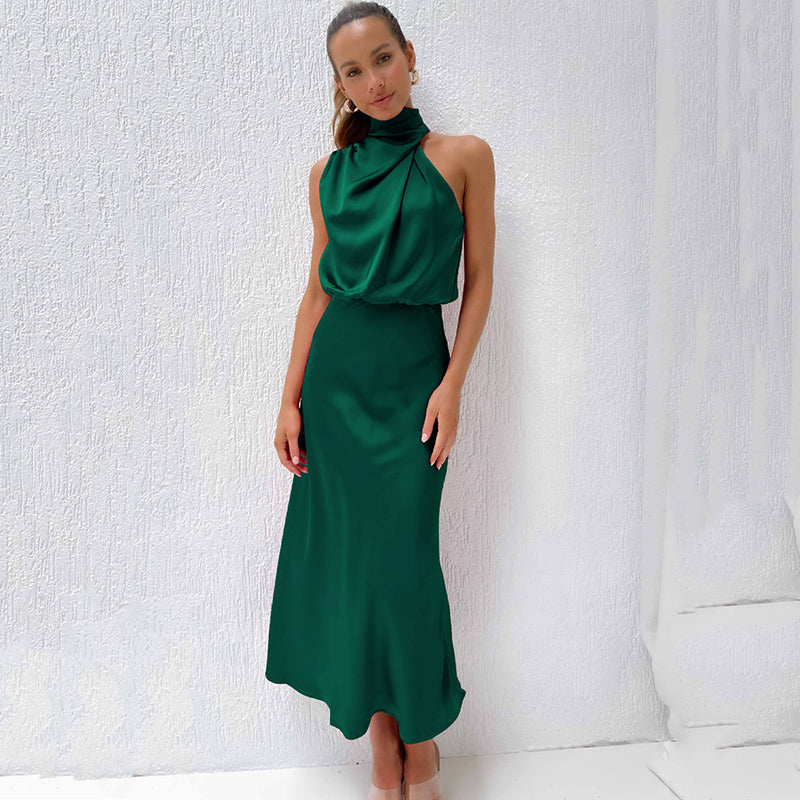 Women's Halter Evening Dress with Open Back and Floor-Length Design