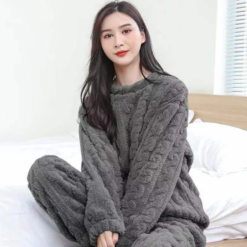 Street-Wave Abigail Women's Cozy Plush Winter Loungewear