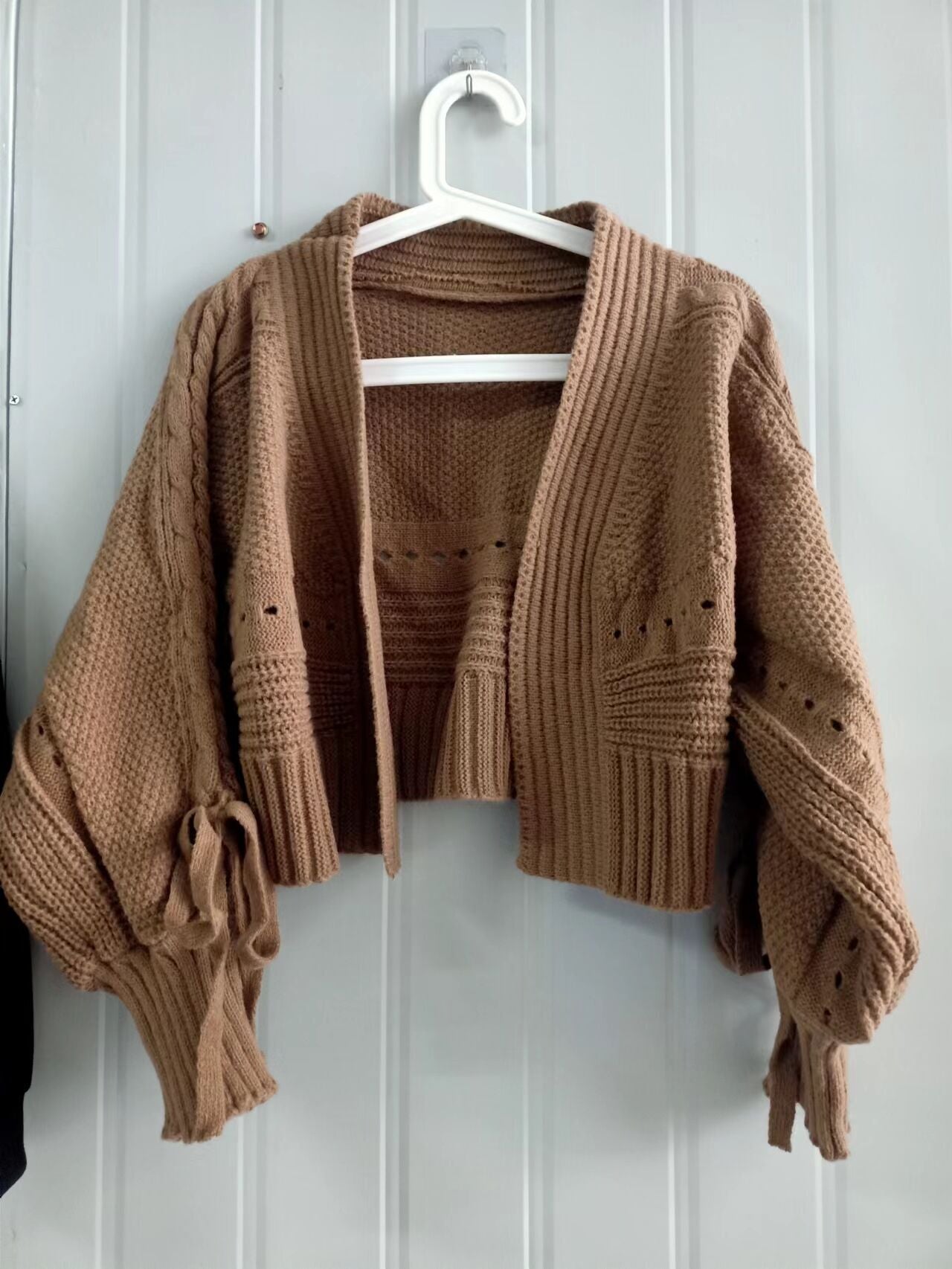 Street-wave Green Knit Cardigan With Back Lace-Up Detail For Fashion-Forward Women