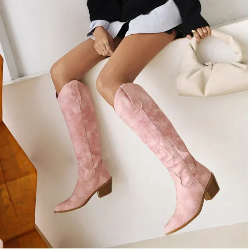 Street-Wave Wildleder Knee High Cowboy Boots Premium Suede Western Style For Modern Women Spring Collection