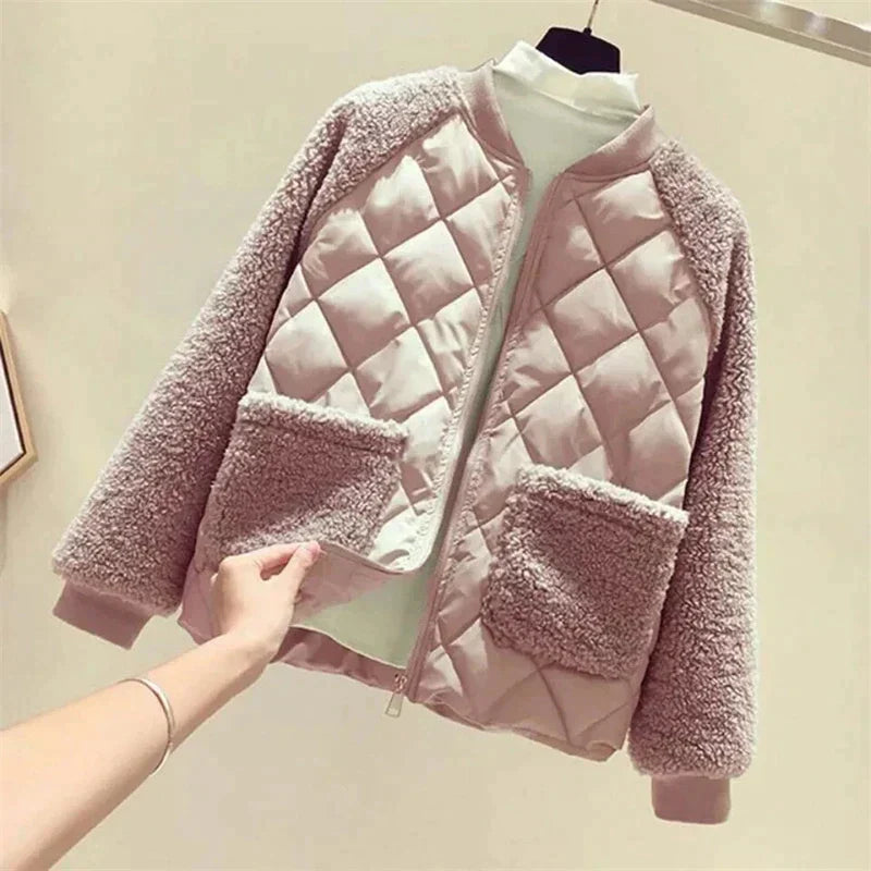 Street-Wave Women's Water-Repellent Quilted Winter Coat With Hood And Cozy Sherpa Sleeves
