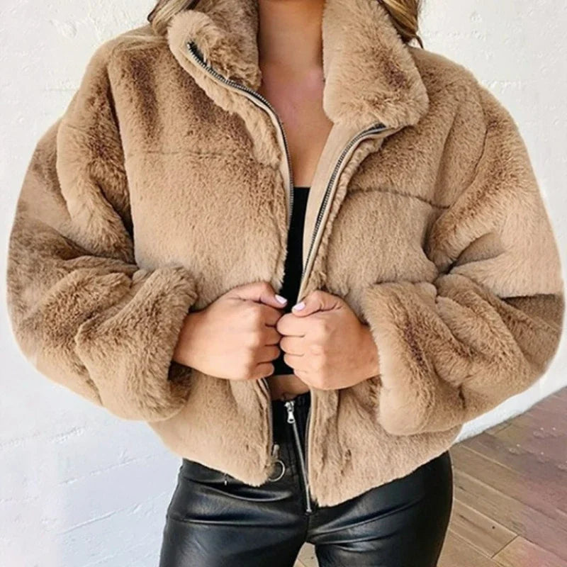 Street-Wave Velvet Touch Zip Coat For Women Cozy Warmth Plush Breathable Blend Premium Winter Essential