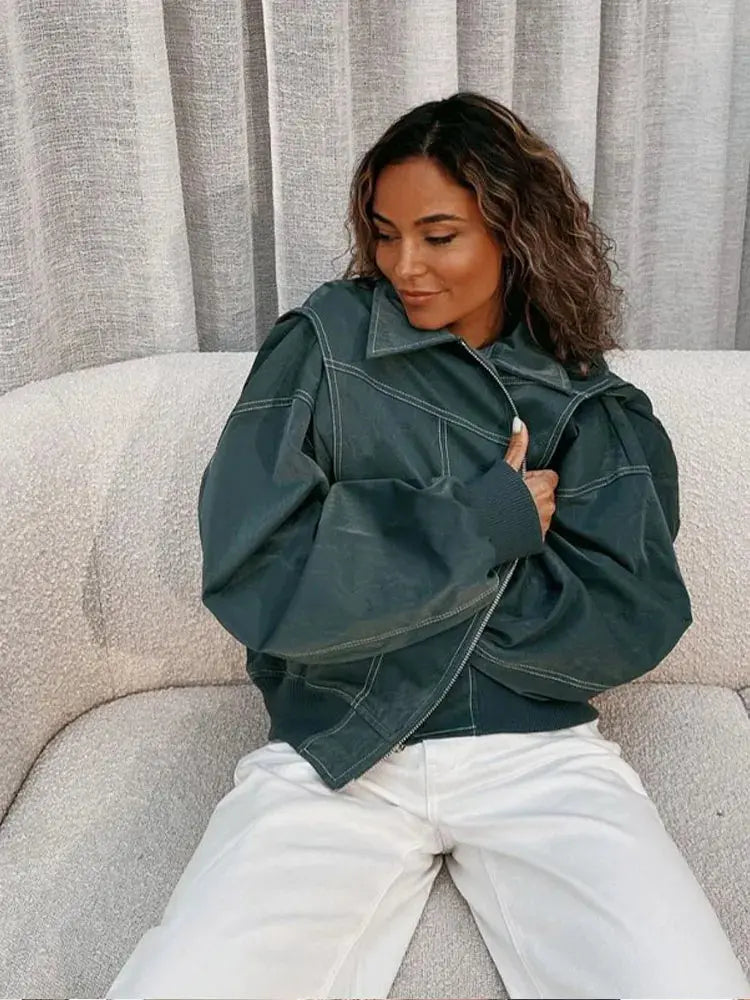 Street-wave Oversized Autumn Jacket For Plus Size Women, Cozy Layers, Casual Streetwear Essential