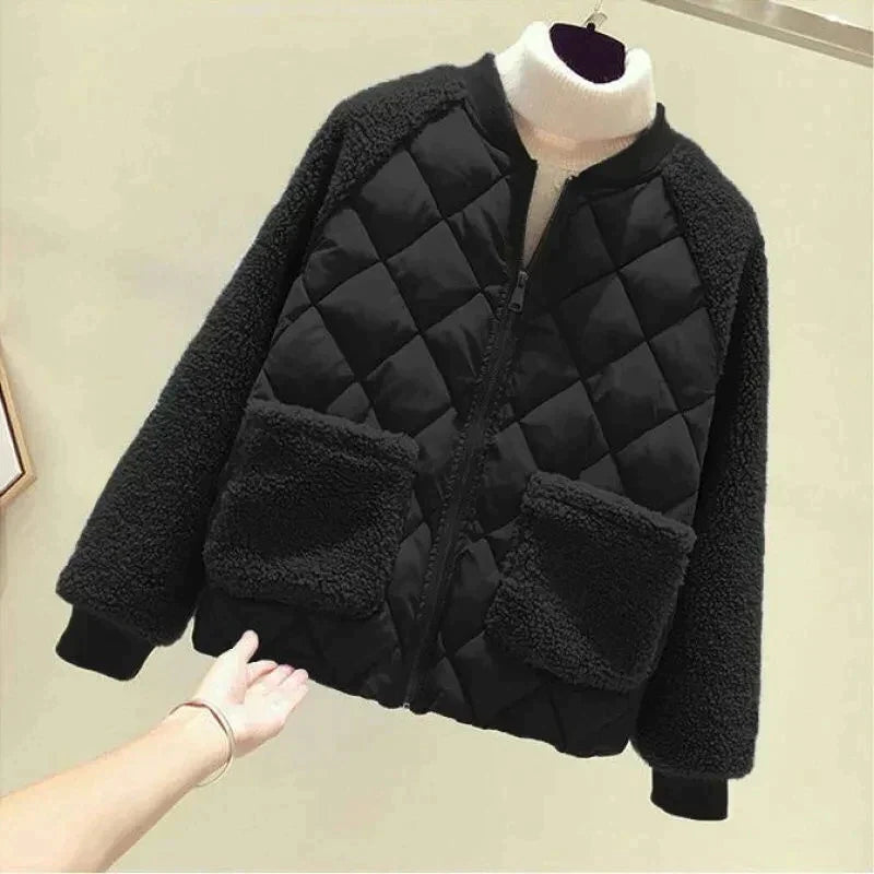 Street-Wave Women's Water-Repellent Quilted Winter Coat With Hood And Cozy Sherpa Sleeves