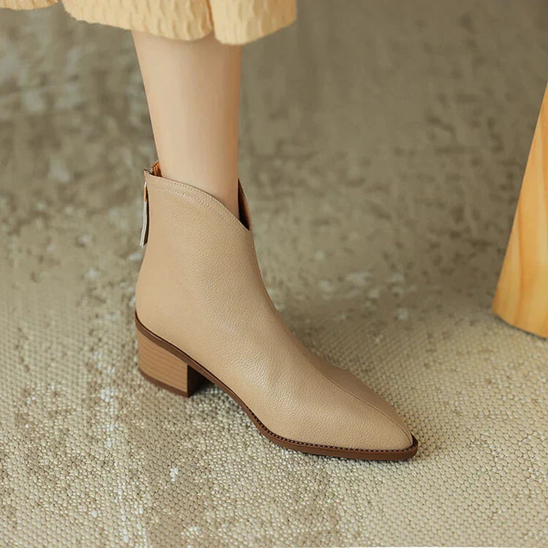 Street Wave Leather Ankle Boots For Women With Breathable Back And Durable Warmth