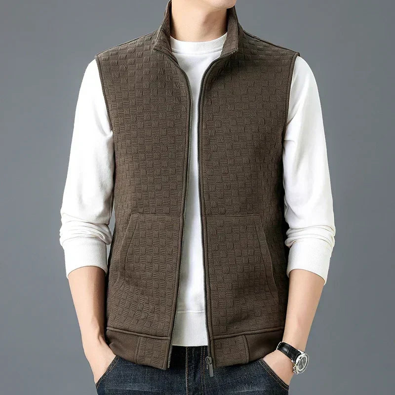 Street-wave Men's Sleeveless Zip Vest With Subtle Texture, Casual Streetwear Essential