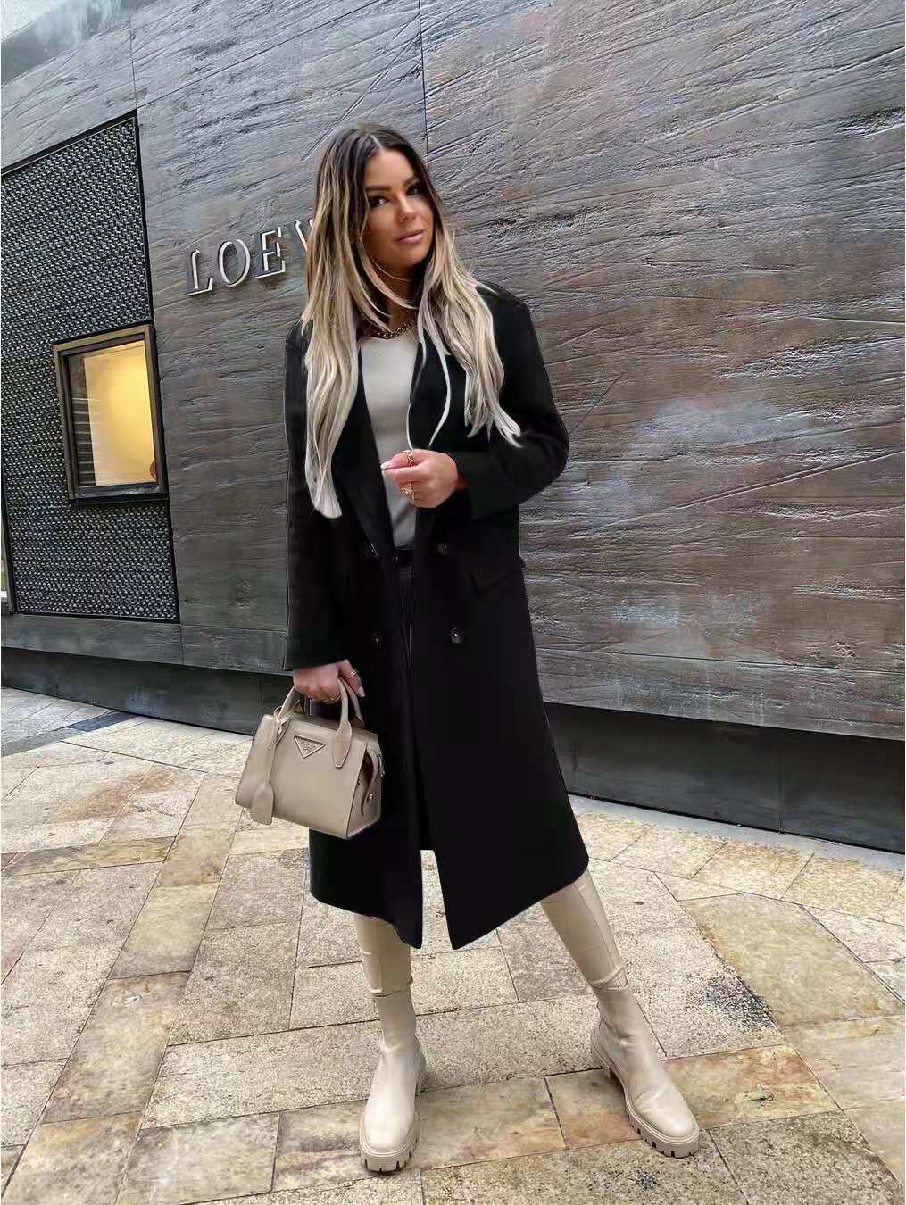 Street-Wave Wool Coat With Button Closure For Women Winter Classic Retro Style Timeless Elegance