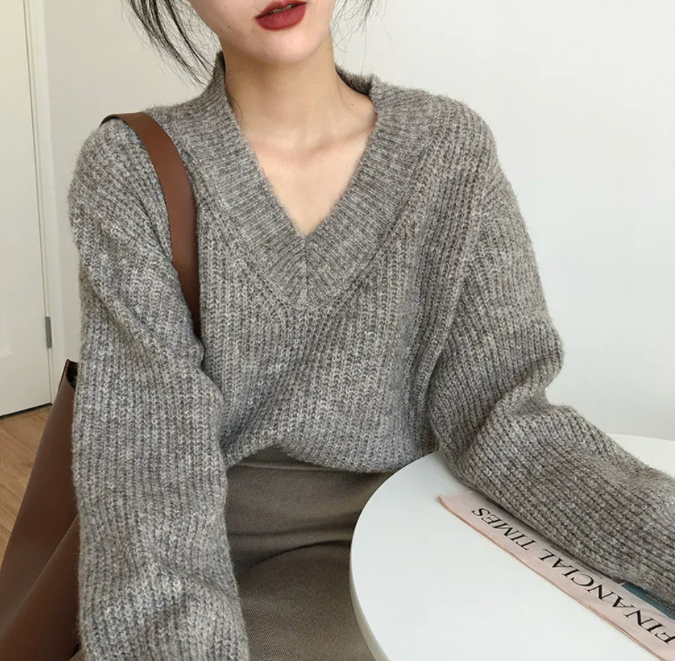 Street Wave Mohair Knit Sweater For Women In Old Money Style With V Neck Luxurious Relaxed Fit