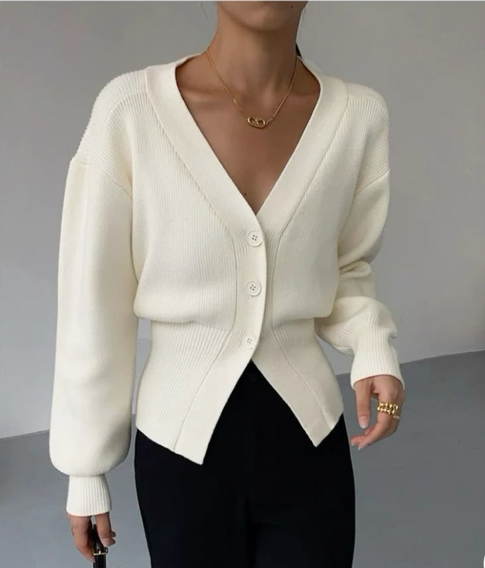 Street-Wave Women Cardigan In Old Money Style With V Neck Soft Knit Tailored Fit For Casual To Semi Formal
