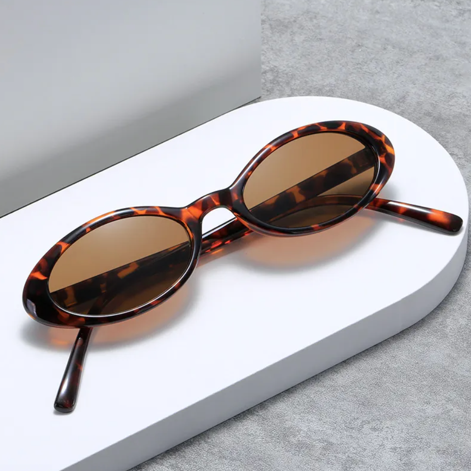 Damen Sonnenbrille im Old-Money-Stil, braun - Street-wave