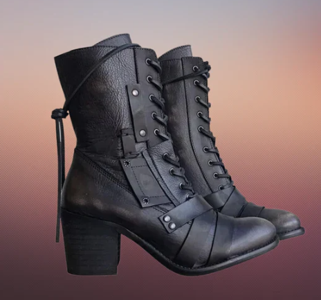 Street-wave Wilde Retro Motorcycle Boots With Thick Sole Leather Construction For Fashionable Women