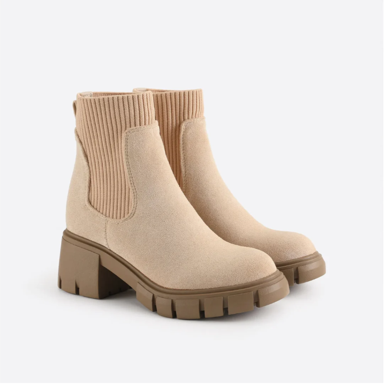Street-Wave Thick Heel Ankle Boots With Soft Suede And Rib Knit Cuff For Fashion Forward Women