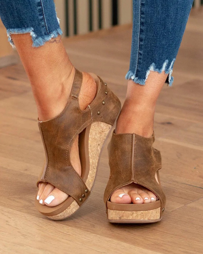 Street-wave Women's Ergonomic Sandals For All-Day Comfort And Support With Cushioned Footbed