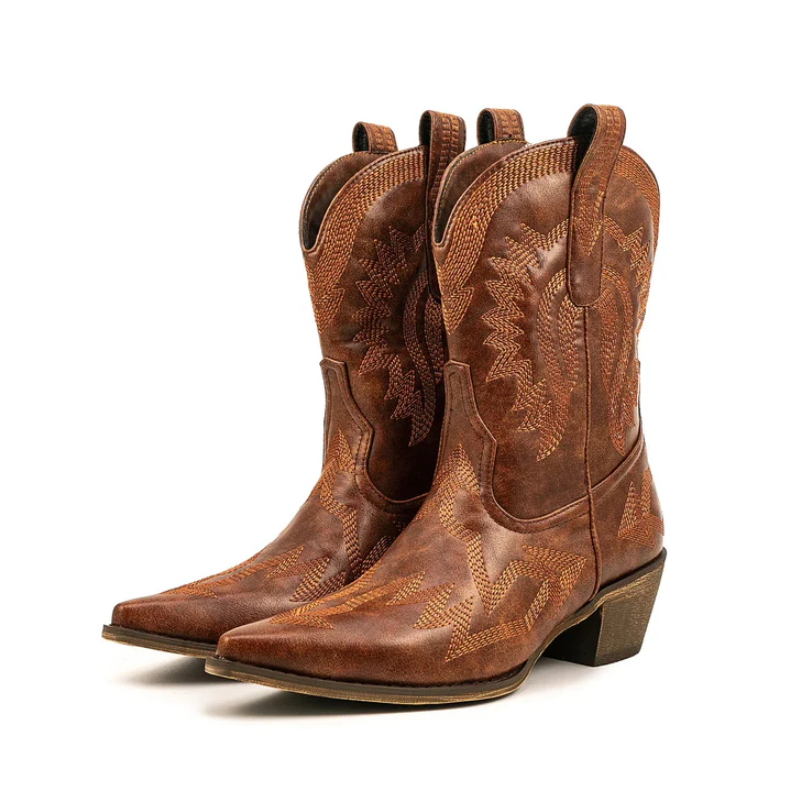 Street-Wave Leather Western Cowboy Boots For Women Classic Style With All Day Comfort And Durability