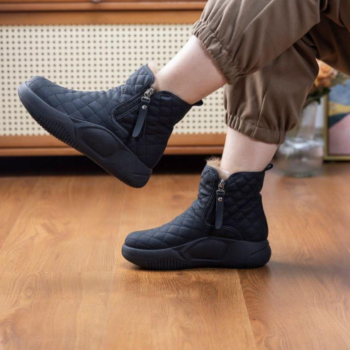 Street-Wave Waterproof Men's Snow Boots With Superior Grip
