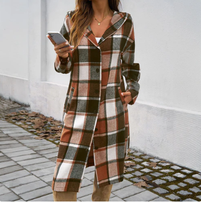 Street-wave Plaid Hooded Jacket For Women Cozy Durable Everyday Wear For Trendsetters