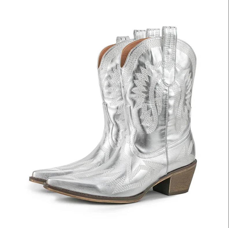 Street-Wave Leather Western Cowboy Boots For Women Classic Style With All Day Comfort And Durability