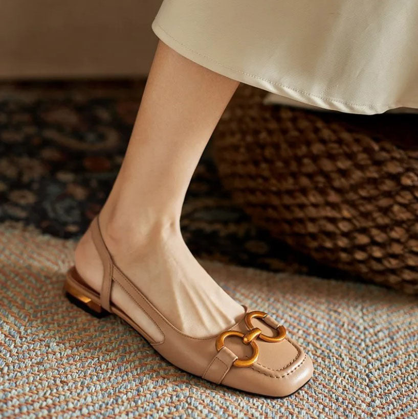 Women's Elegant Sandals with Adjustable Straps and Cushioned Sole