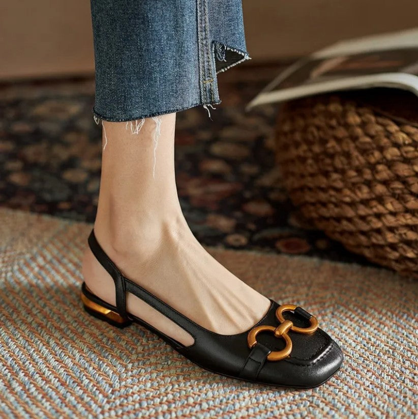Women's Elegant Sandals with Adjustable Straps and Cushioned Sole