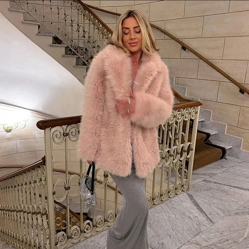 Street-wave Luxurious Soft Faux Fur Jacket for Women Premium Warmth and Everyday Comfort