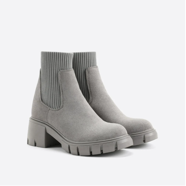 Street-Wave Thick Heel Ankle Boots With Soft Suede And Rib Knit Cuff For Fashion Forward Women