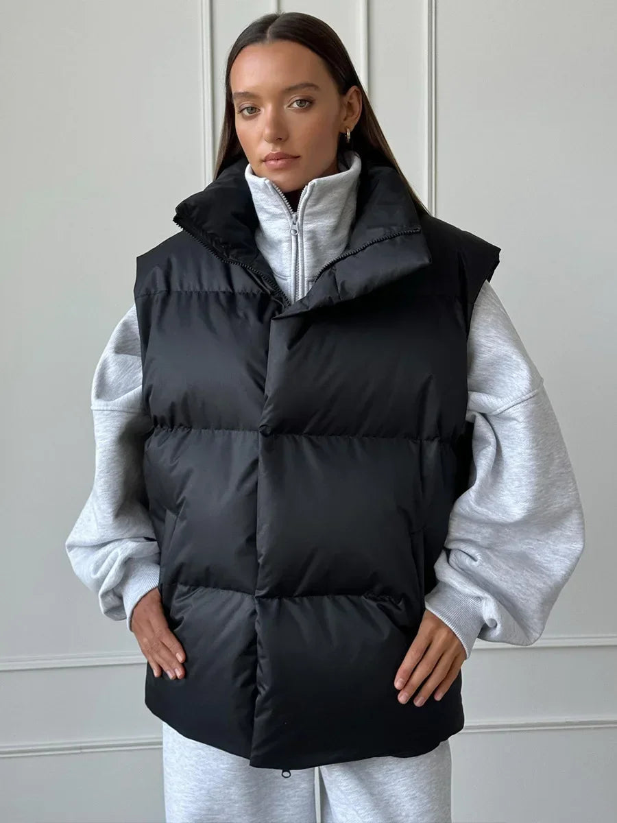 Street-Wave Down Vest For Women, Lightweight Quilted Insulated Jacket With High Collar And Water-Repellent Finish