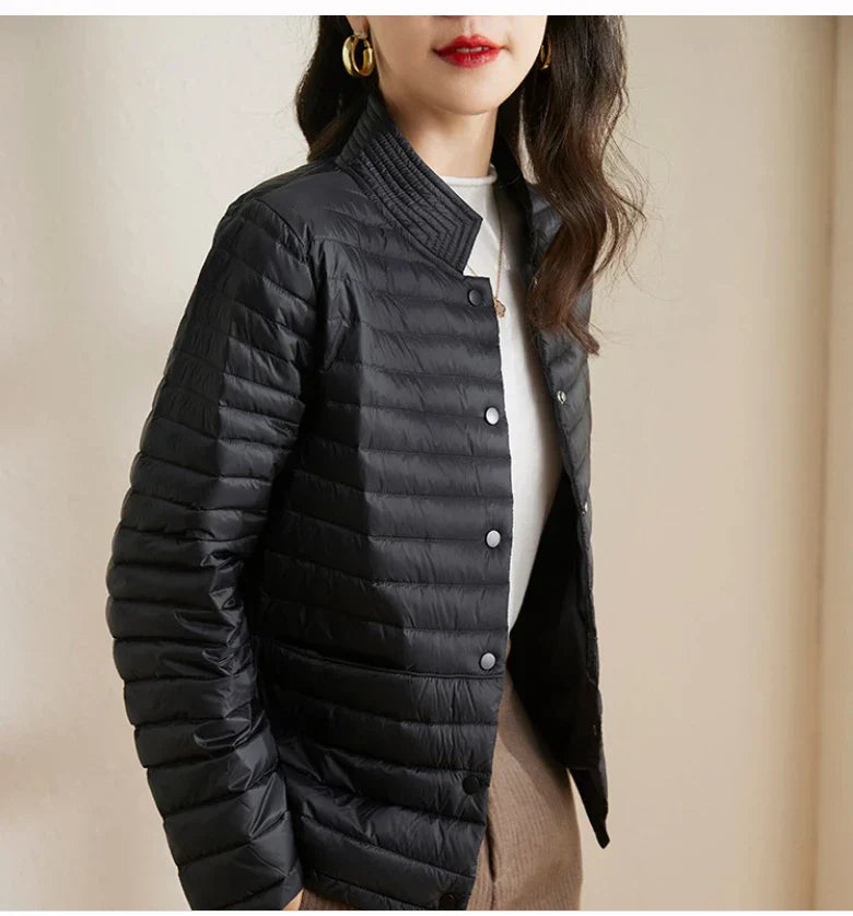 Street-wave Wonder Jacket for Women Warm Quilted Insulated Coat With Single Breasted Design Chic Everyday Outerwear