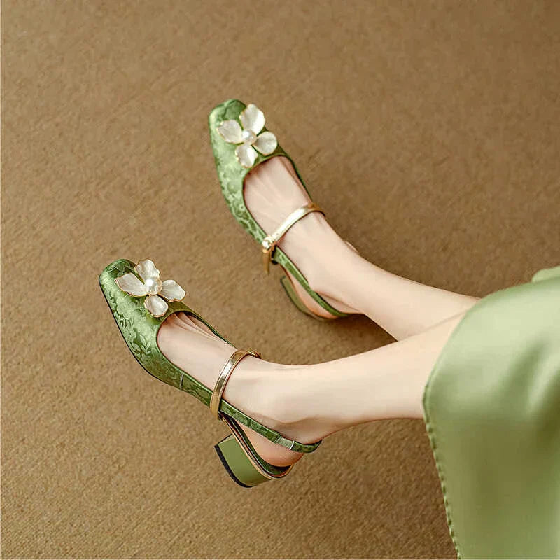 Women's Floral Pumps with Block Heel and Jacquard Detail