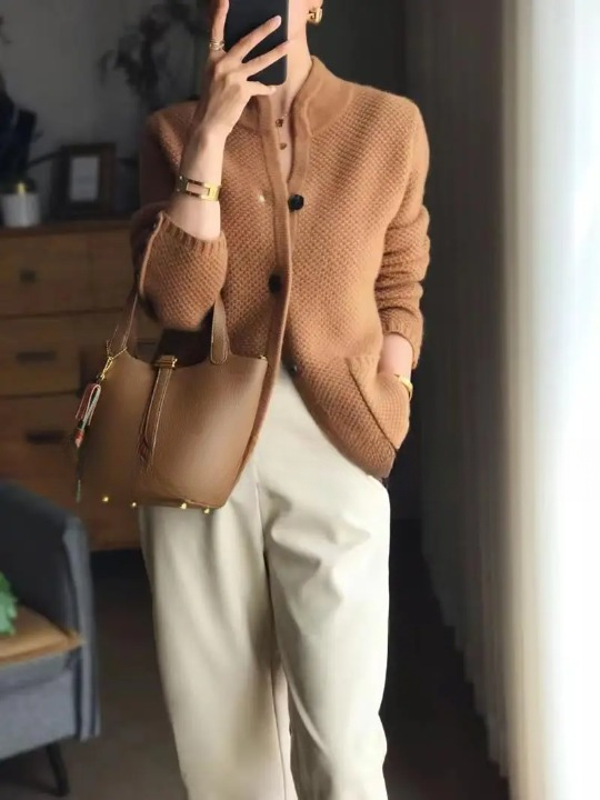 Street-wave Womens Knit Jacket For Elegant Warmth With Pockets Cozy Cardigan Everyday Wear