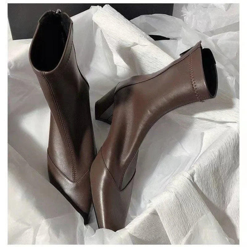Street-Wave Chunky Heel Boots With Pointed Toe For Bold Women Fashion Forward Street Style Everyday Edgy Look