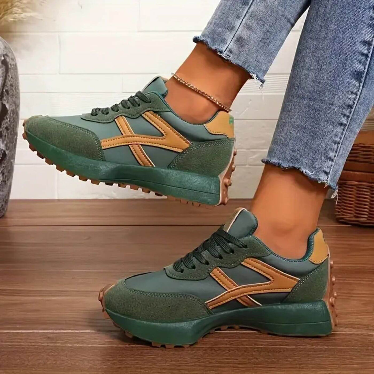 Women's Slip-Resistant Sneakers with Lightweight Design and Breathable Upper