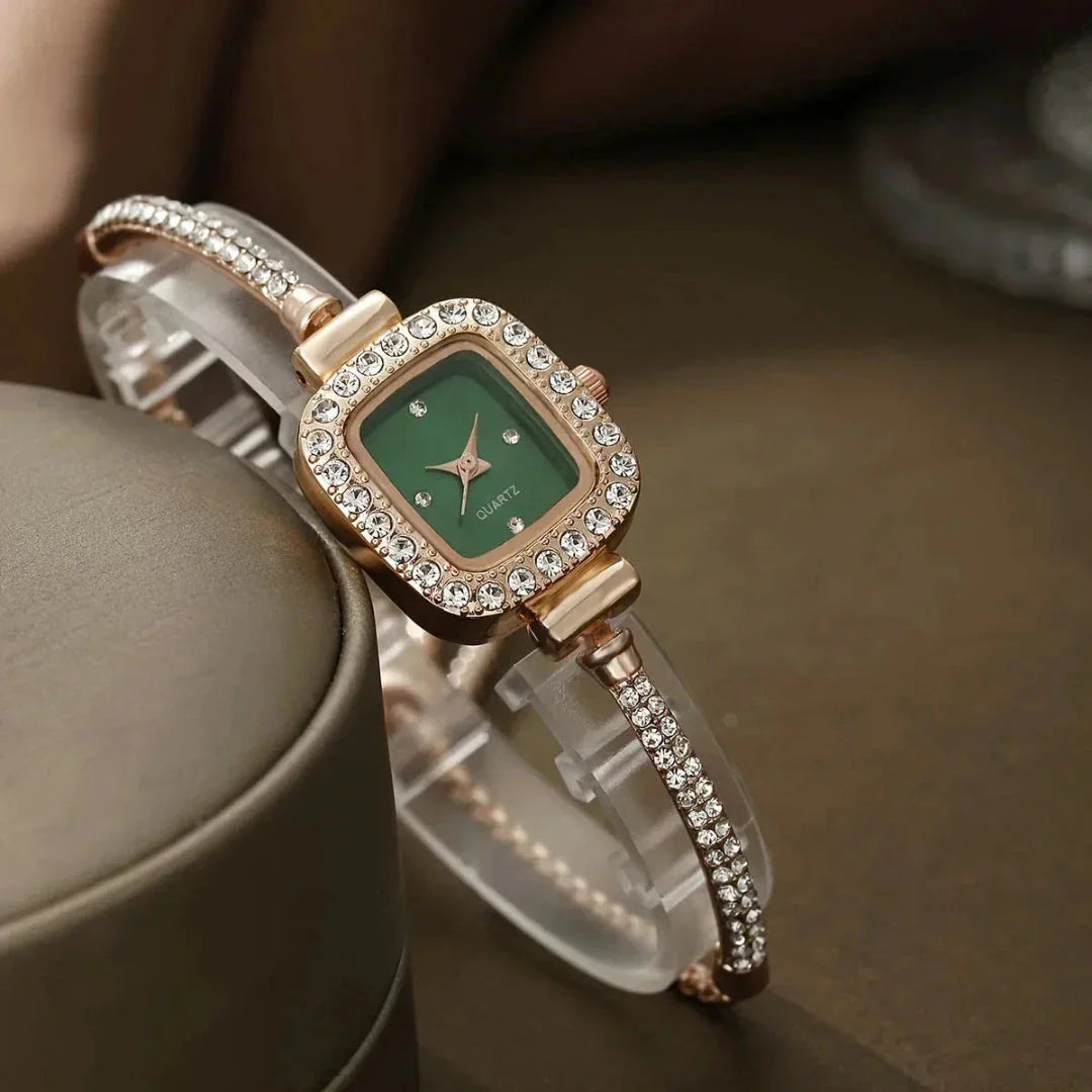 Waylynn Crystal Bracelet Watch For Women With Luxurious Crystal Accents