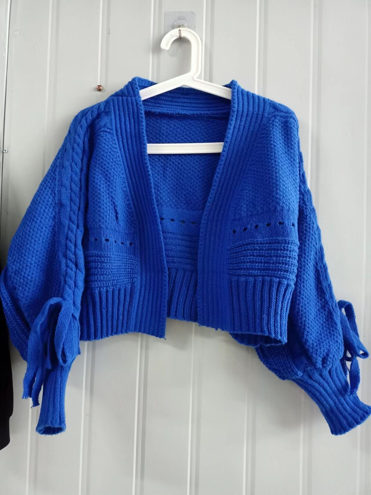 Street-wave Green Knit Cardigan With Back Lace-Up Detail For Fashion-Forward Women