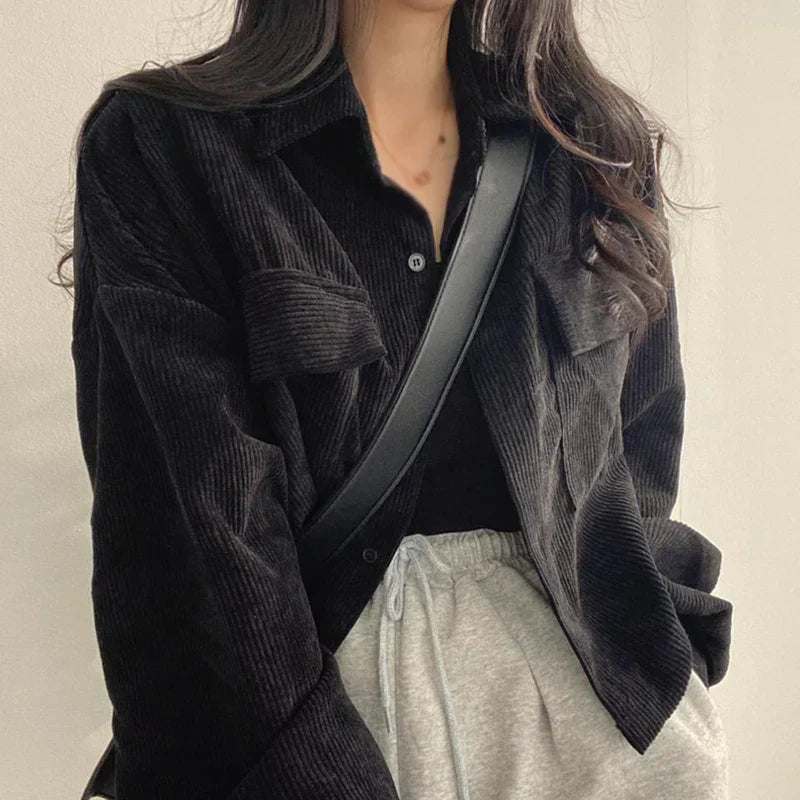 Street-Wave Women Lightweight Cotton Button-Down Shirt Effortless Chic Comfort For Everyday Wear
