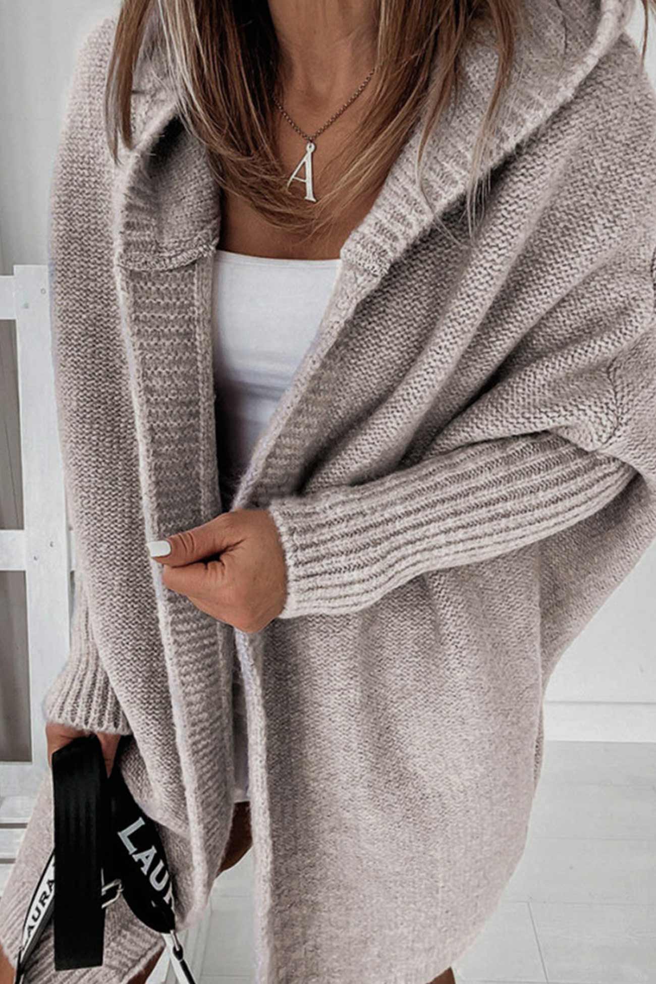 Street-wave Women's Oversized Knit Cardigan With Cozy Warmth For Effortless Style