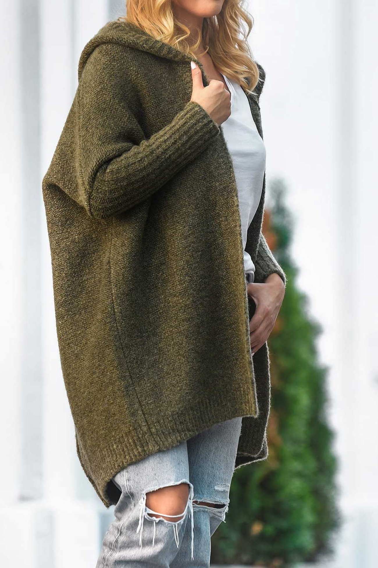 Street-wave Women's Oversized Knit Cardigan With Cozy Warmth For Effortless Style