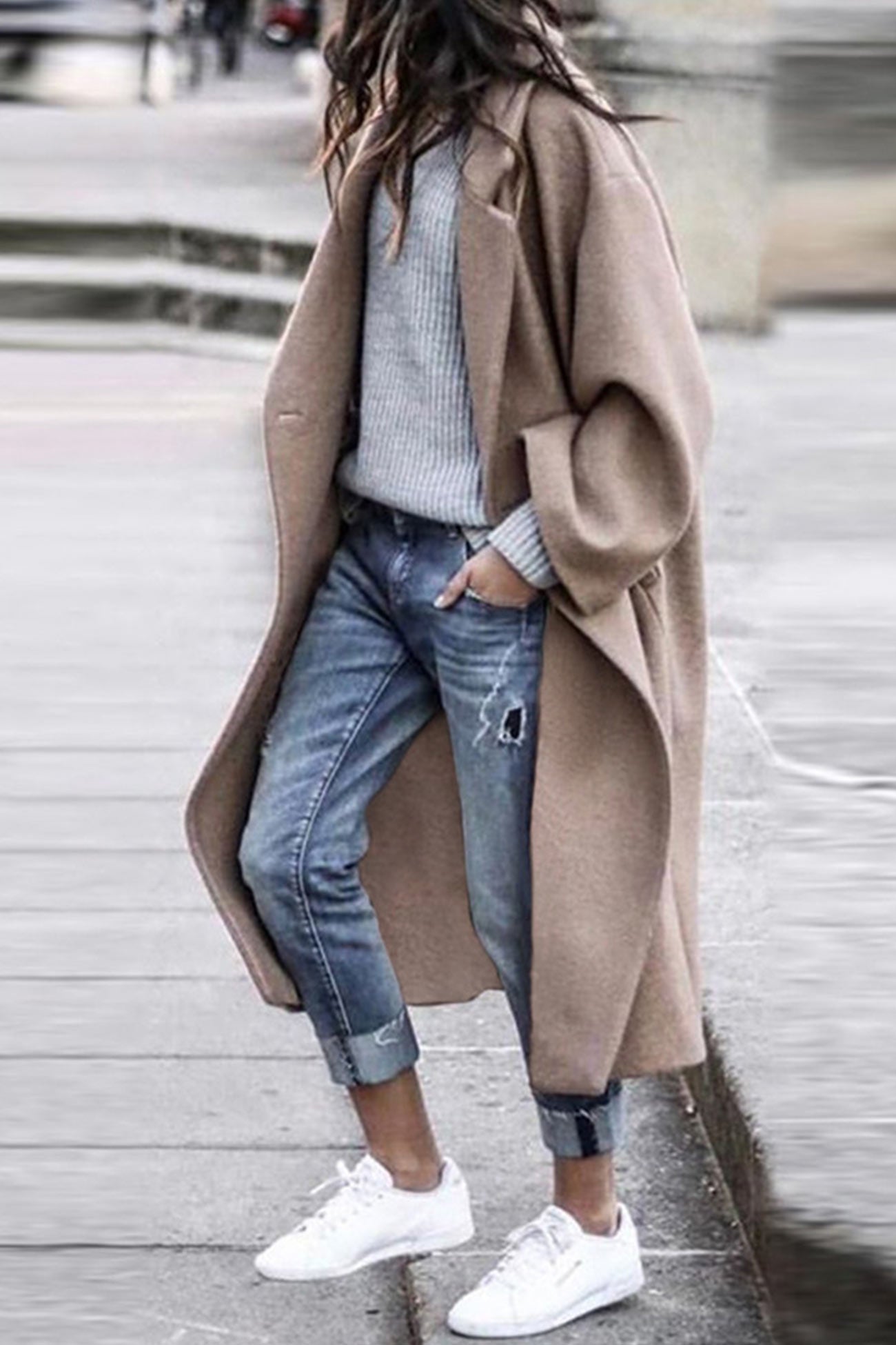 Street-Wave Grace Long Lapel Coat For Women With Pockets Elegant Everyday Winter Outerwear