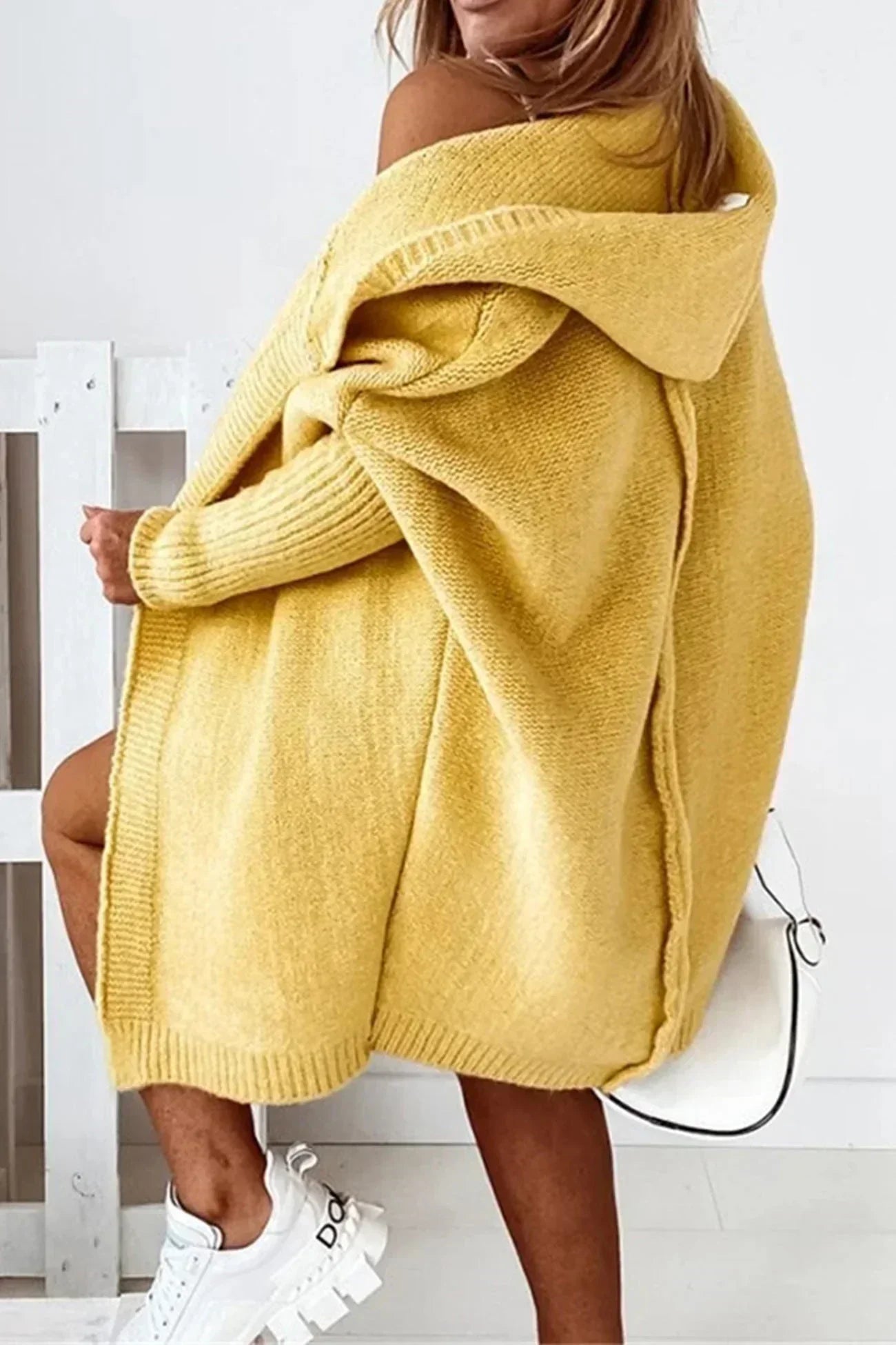 Street-wave Women's Oversized Knit Cardigan With Cozy Warmth For Effortless Style
