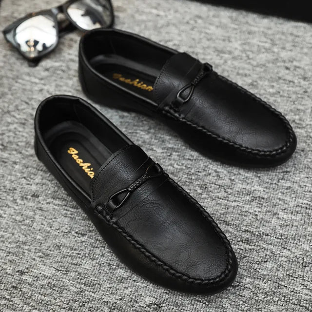ÜberSchuh Men's Leather Loafers Breathable Summer Comfort For Stylish Everyday Wear