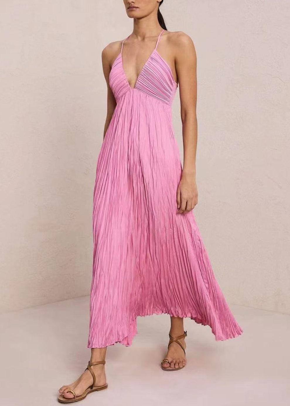 Robe d'été rose à bretelles spaghetti et col en V en coton froissé - Street-Wave