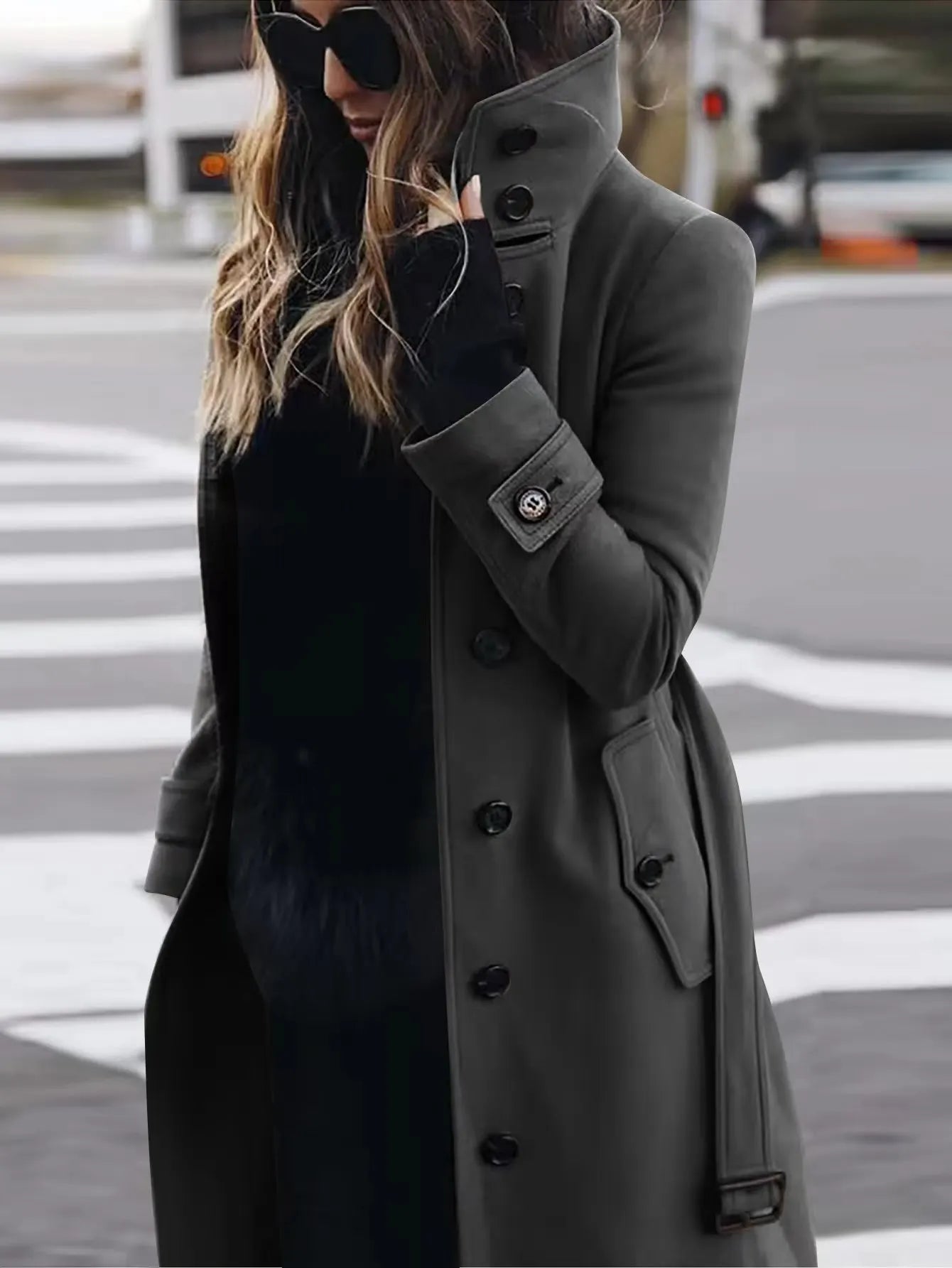 Street-wave Waterproof Trench Coat for Women Rainproof Elegance All-Weather Style