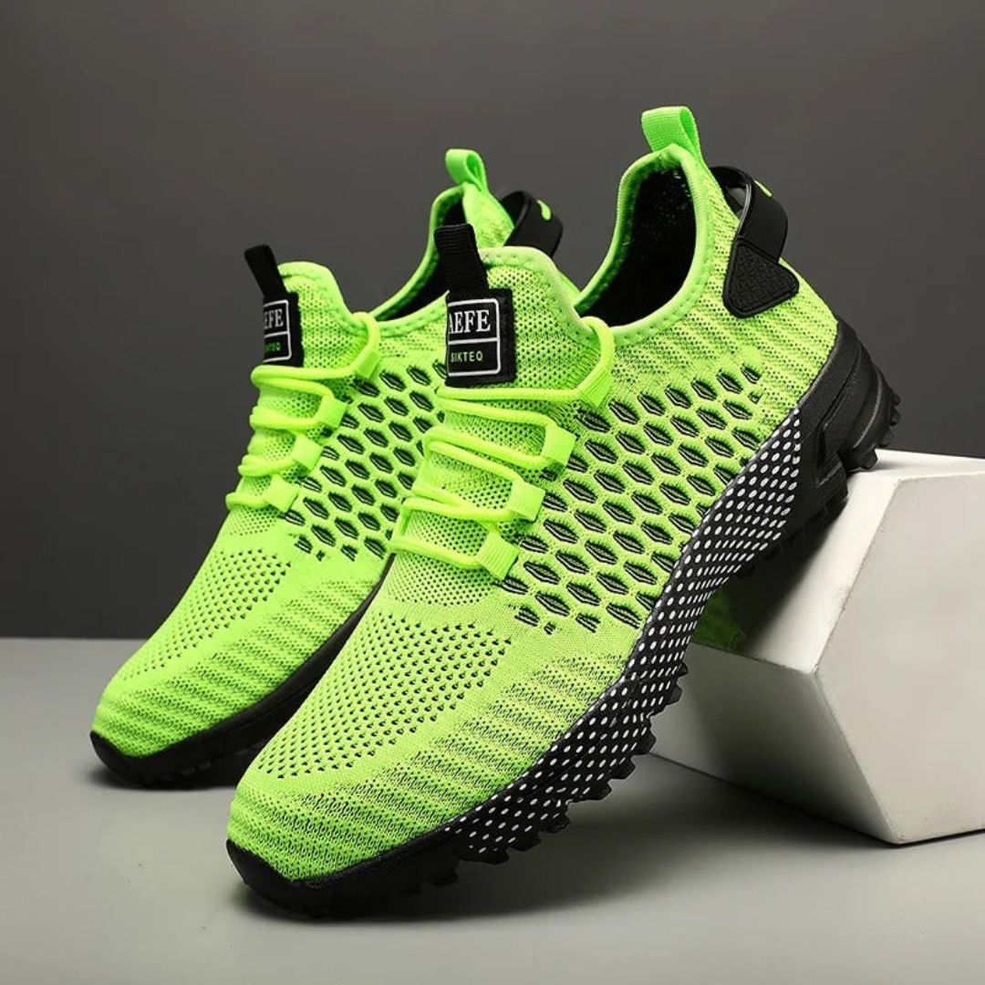 Tavian Apex Sneakers by Waylynn for Trendsetters with Responsive Sole Tech